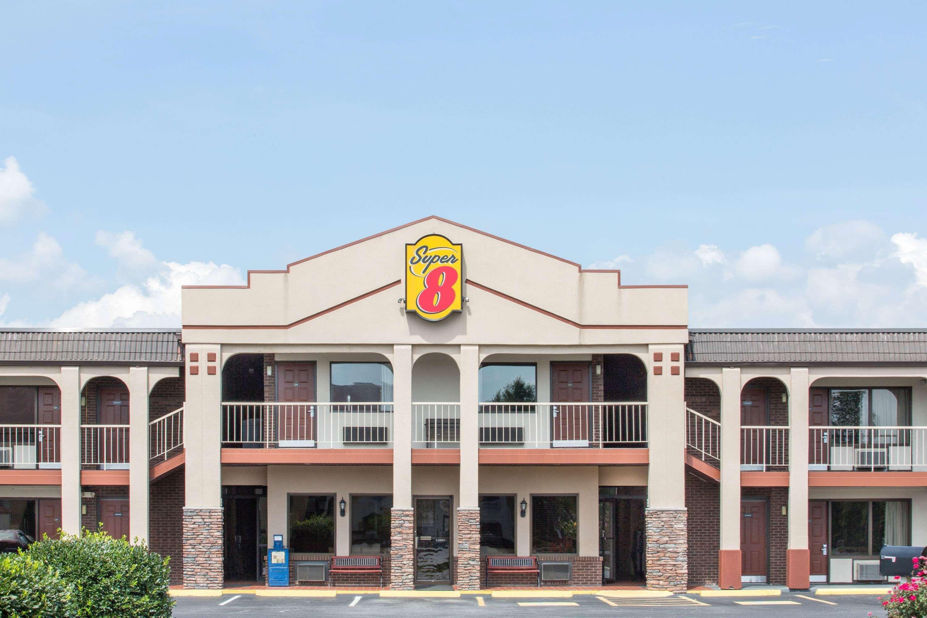 Super 8 By Wyndham Wytheville Eksteriør billede
